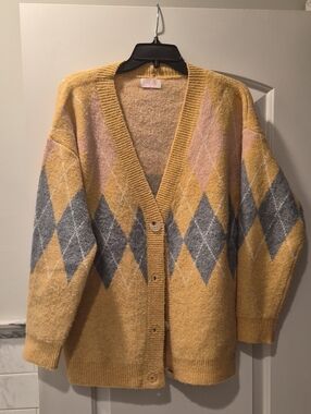 Pink Lily Yellow Argyle Button-Up Cardigan with Gray and Pink Diamonds